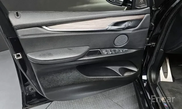 BMW X5 40D * M ПАКЕТ * ОБДУХВАНЕ * HEAD UP * 360 КАМЕРА *, снимка 12 - Автомобили и джипове - 56116144