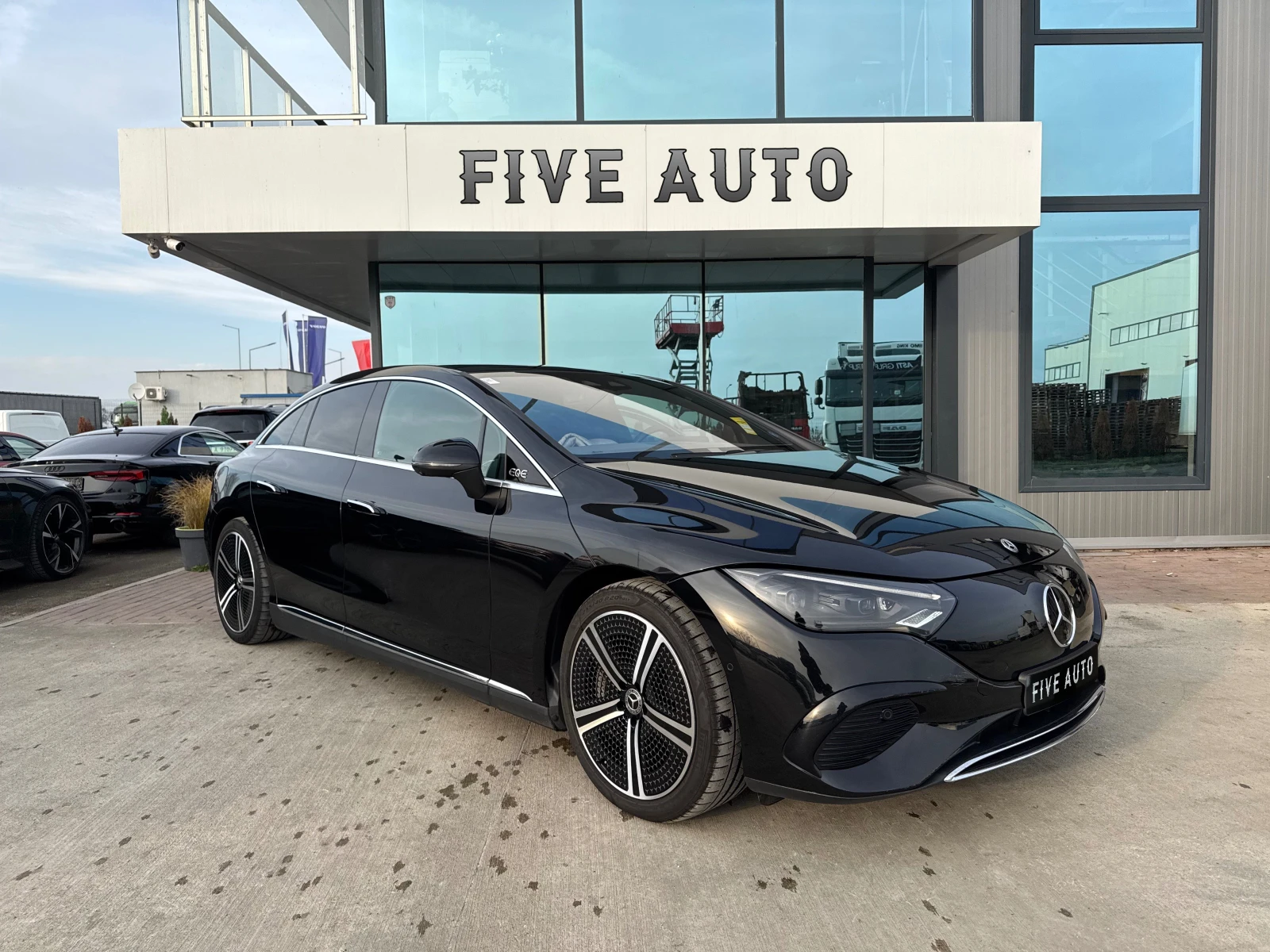 Mercedes-Benz EQE 350+ / Пробег 639км., снимка 1