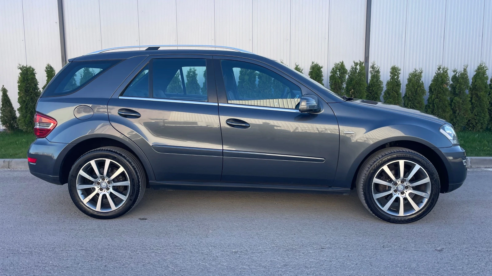 Mercedes-Benz ML 350 Grand Edition - изображение 4