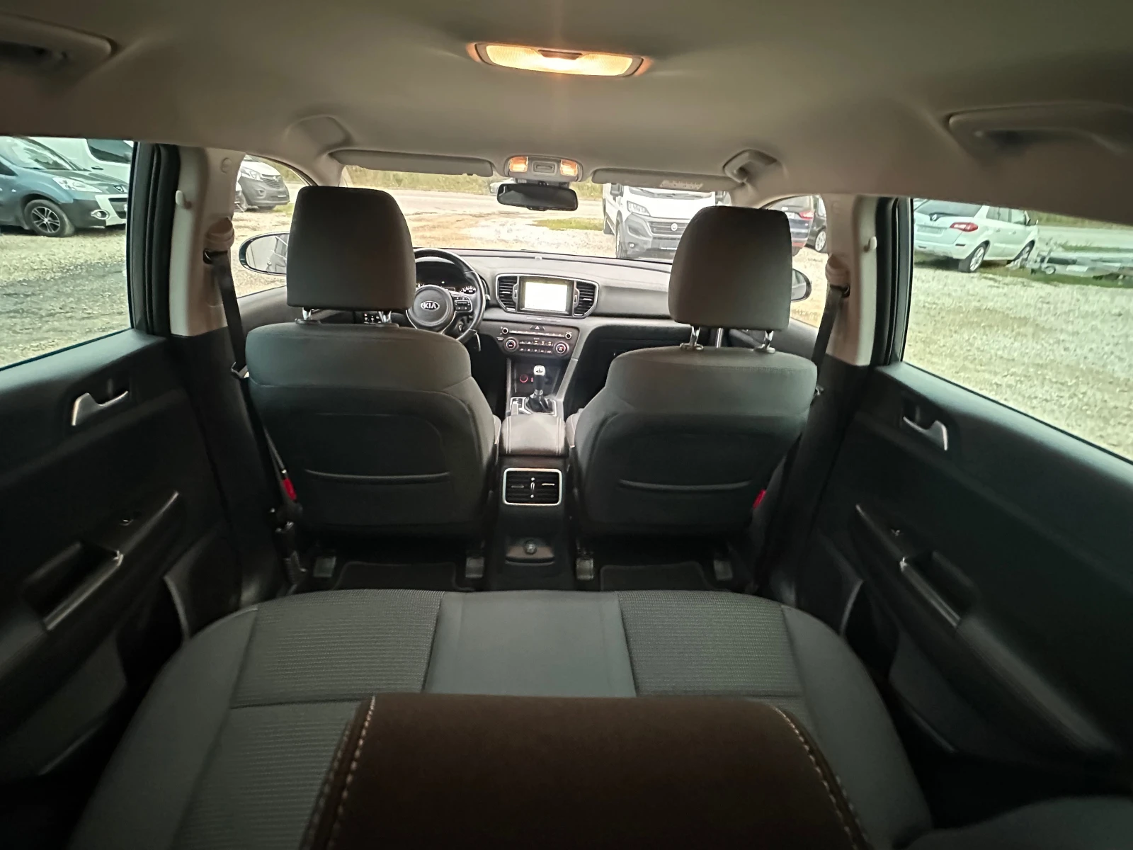 Kia Sportage 1.7CRDI* LED* NAVI* TOP* EVRO6 - изображение 8