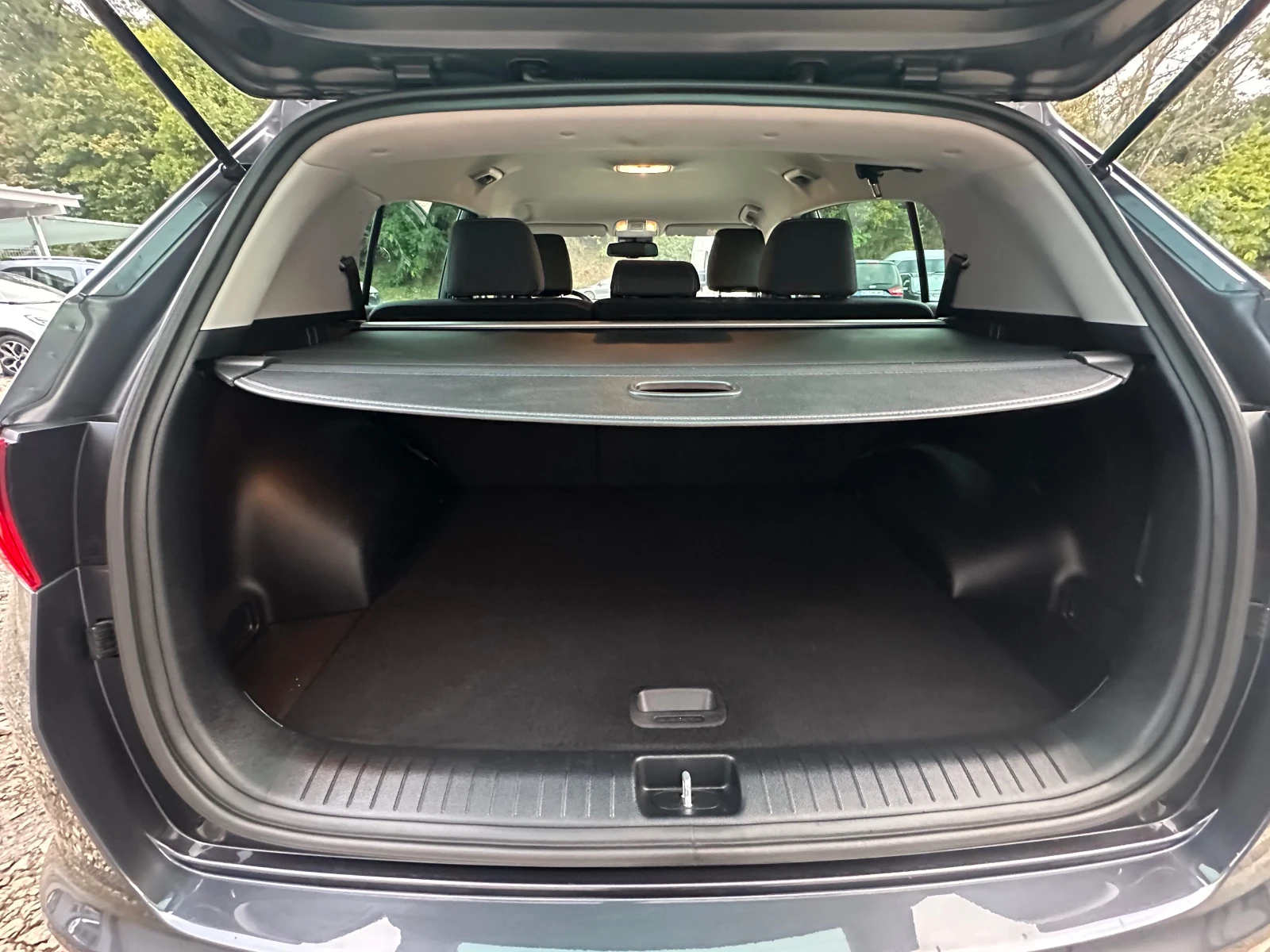 Kia Sportage 1.7CRDI* LED* NAVI* TOP* EVRO6 - изображение 7