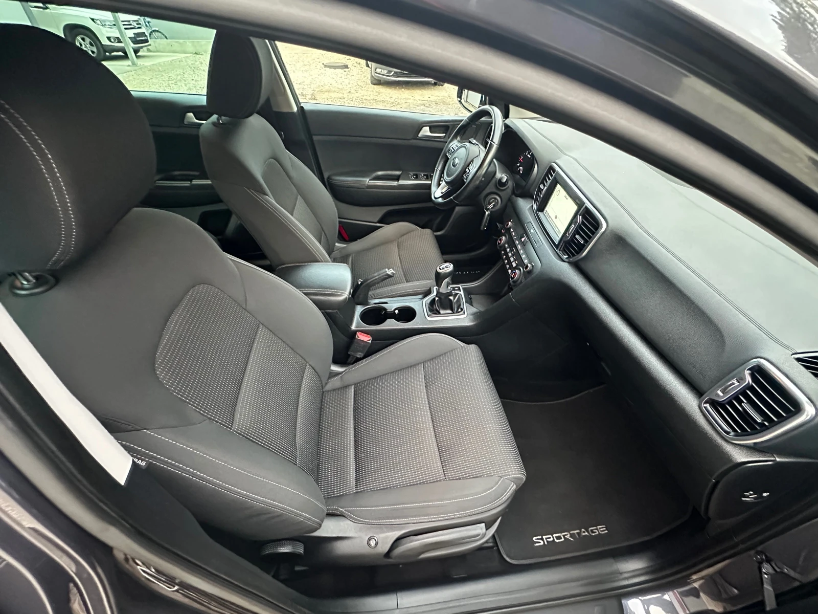 Kia Sportage 1.7CRDI* LED* NAVI* TOP* EVRO6 - изображение 10