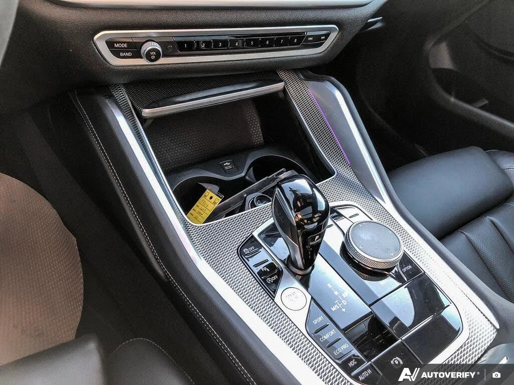 BMW X6 * М-Package* * HeadUp* AвтоКредит* (ЦЕНА ДО БГ), снимка 16 - Автомобили и джипове - 54125033