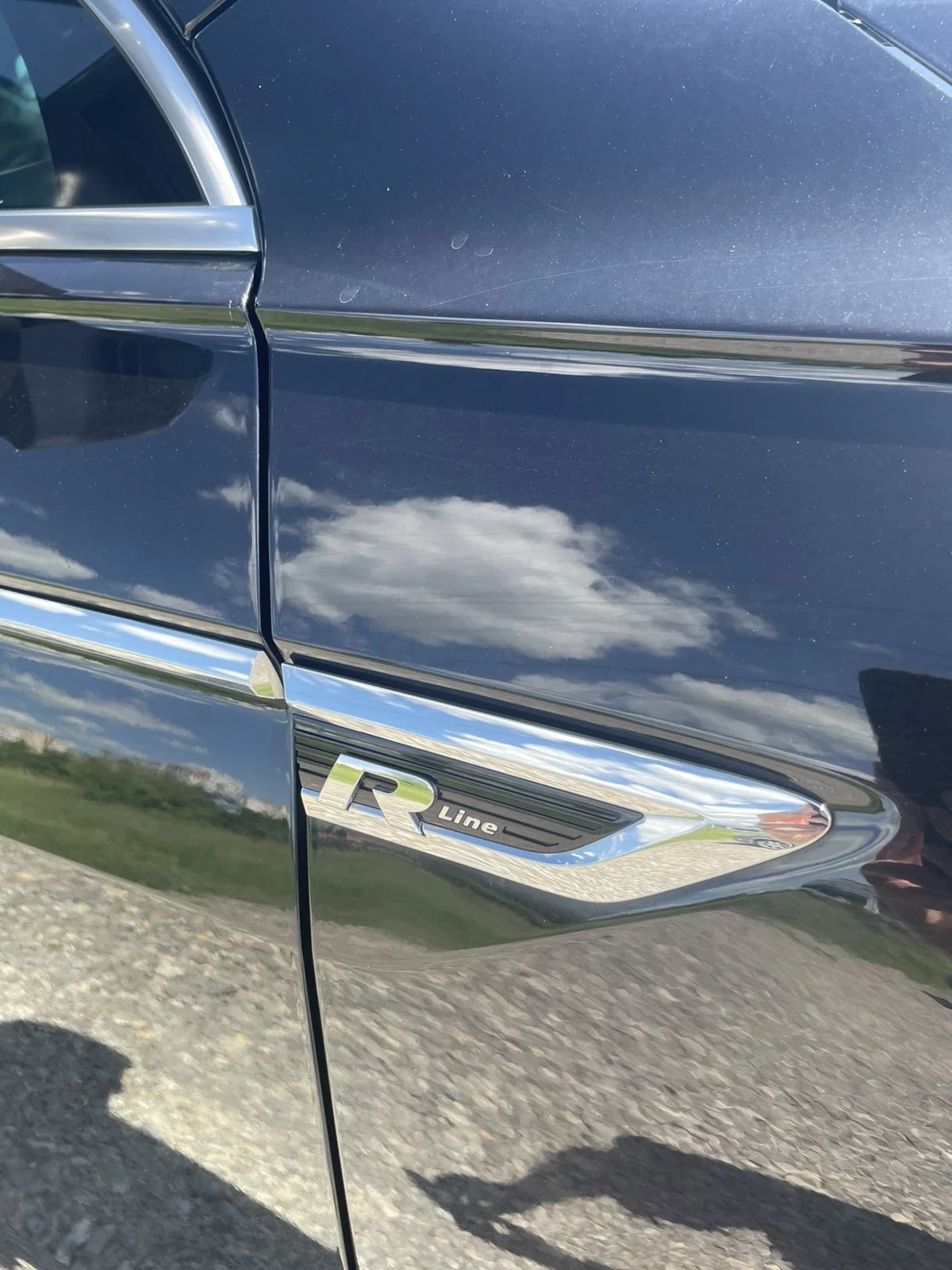 VW Tiguan R line 2.0 TDI , снимка 6 - Автомобили и джипове - 54713336