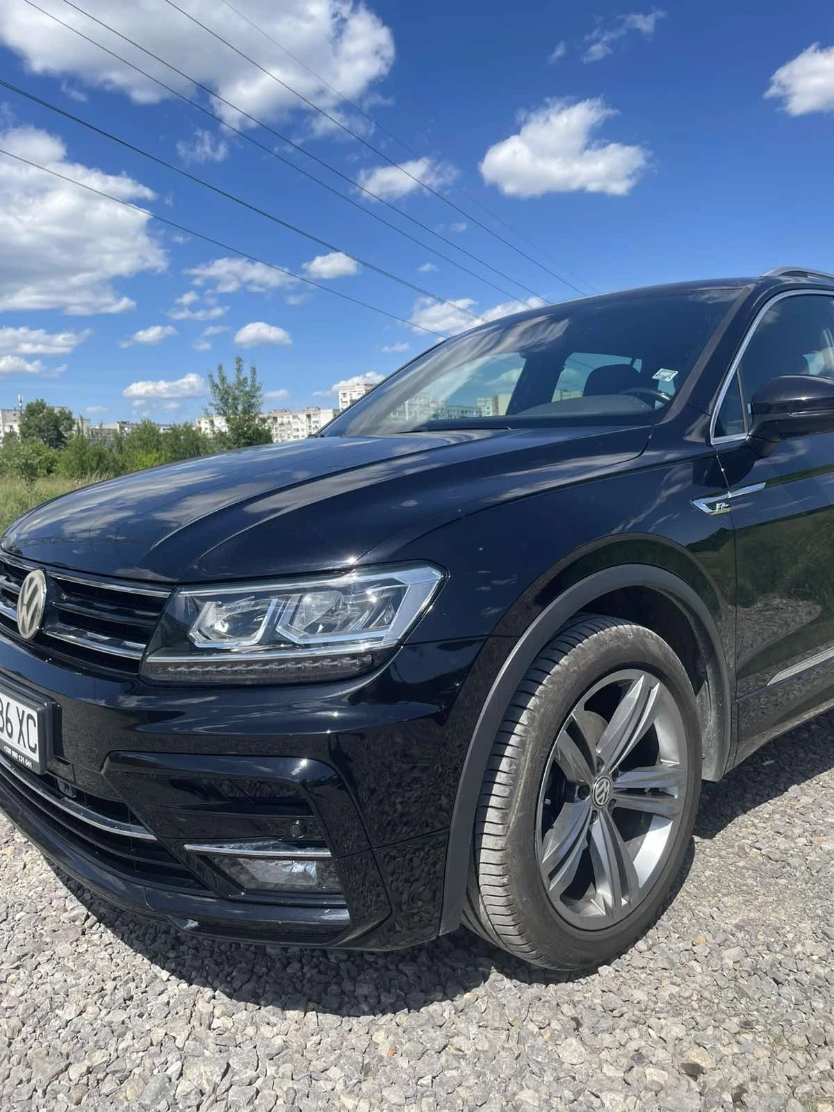 VW Tiguan R line 2.0 TDI , снимка 3 - Автомобили и джипове - 54713336