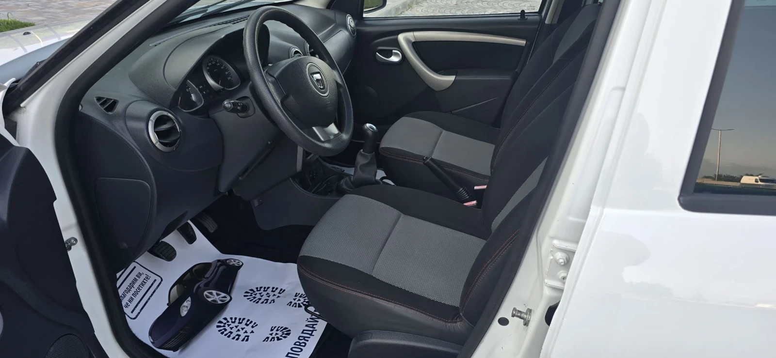 Dacia Duster 1.6 i GPL/ЛИЗИНГ/НАВИ/КАМЕРА!!!, снимка 13 - Автомобили и джипове - 54755839