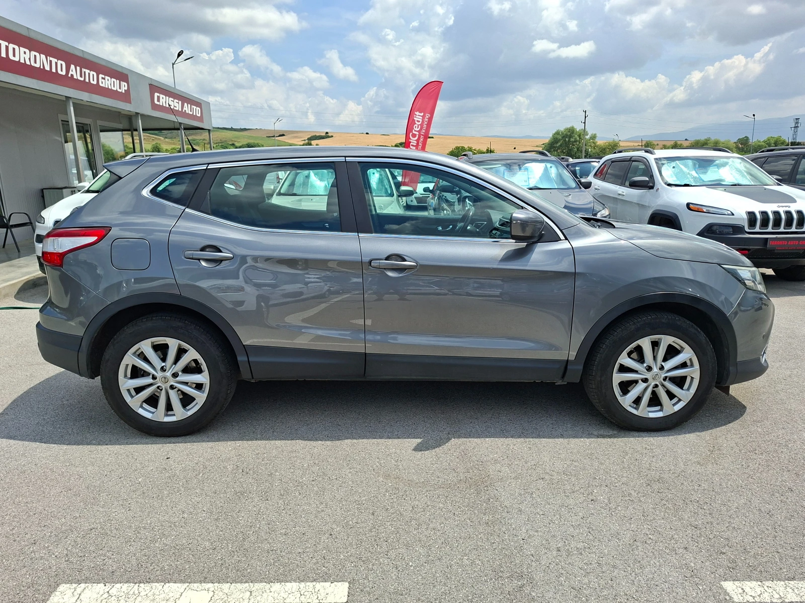 Nissan Qashqai 1.5 DCI, снимка 7 - Автомобили и джипове - 55153635