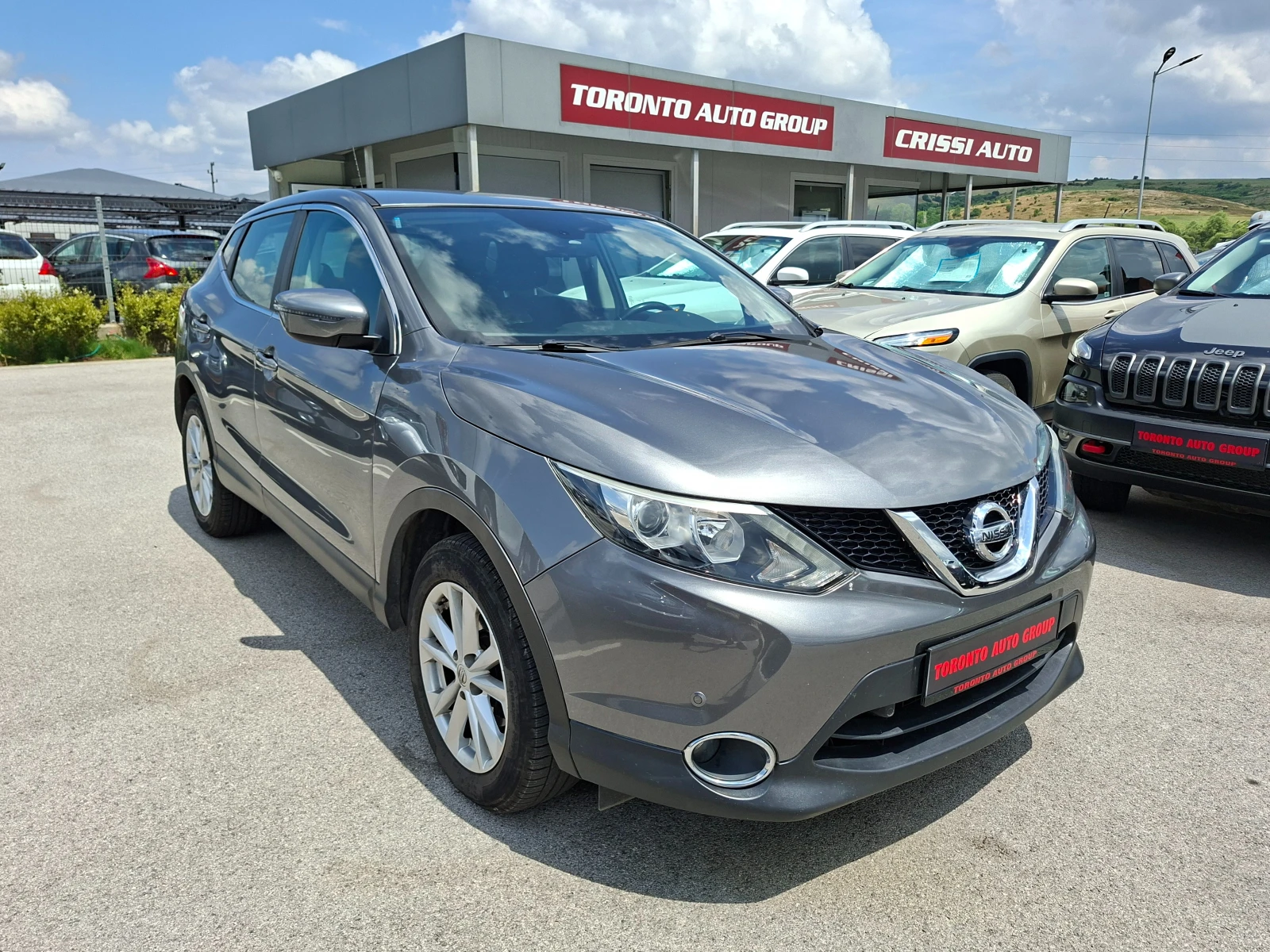 Nissan Qashqai 1.5 DCI, снимка 8 - Автомобили и джипове - 55153635