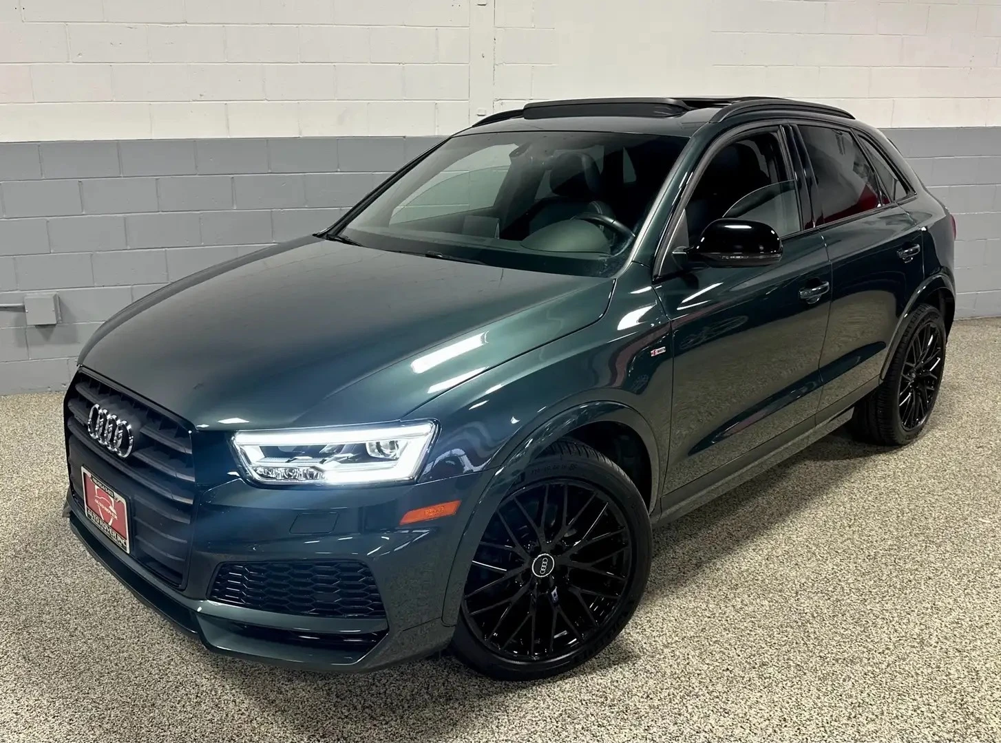 Audi Q3 TECHNIK S LINE ЦЕНА ДО БЪЛГАРИЯ АВТОКРЕДИТ
