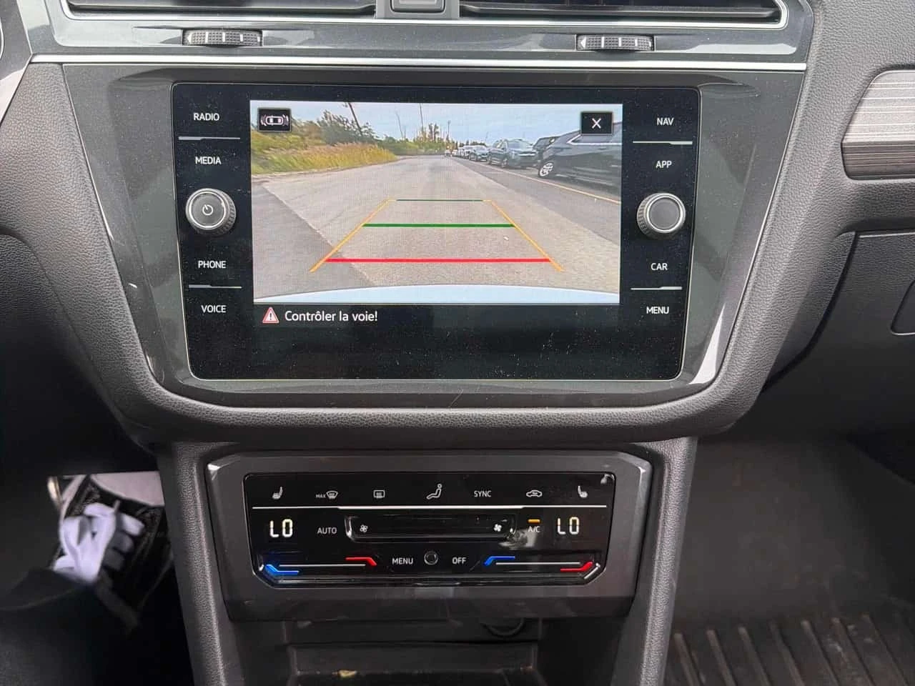 VW Tiguan / Highline R Line / БЕЗ ИНЦИДЕНТИ / АВТОКРЕДИТ, снимка 9 - Автомобили и джипове - 56288670