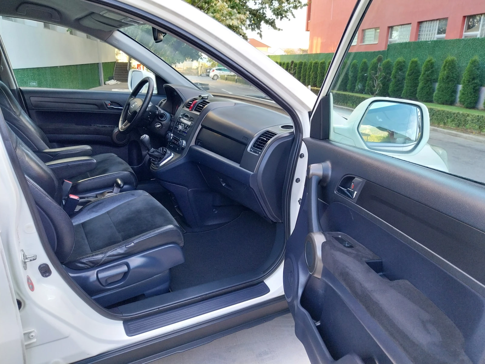 Honda Cr-v 2.0i -VTEC* ГАЗ* 4x4* Facelift* Perla* Теглич* , снимка 15 - Автомобили и джипове - 56330569