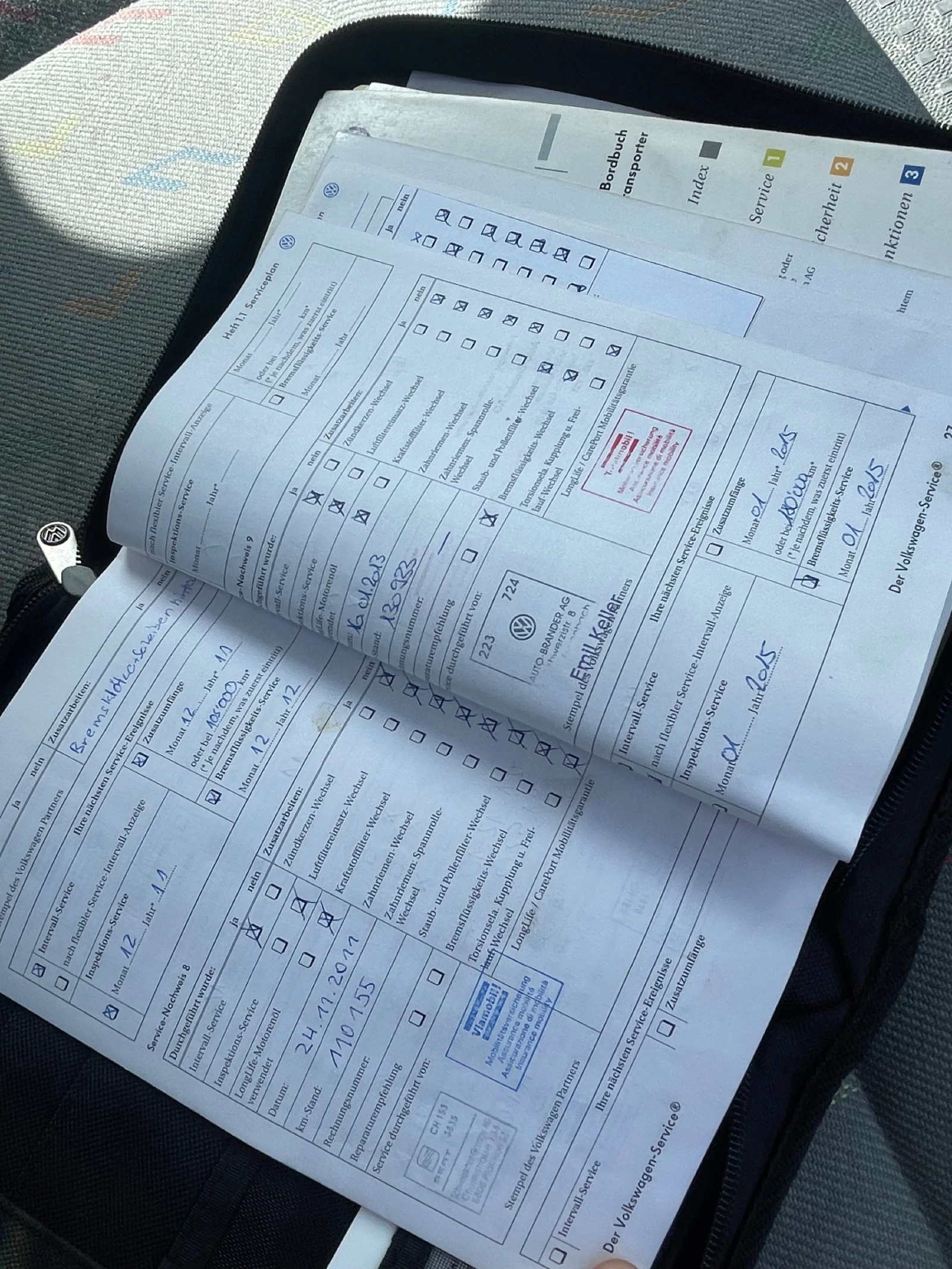 VW Transporter 2.5 TDI 4x4 Synchro Швейцария, снимка 7 - Бусове и автобуси - 54510375