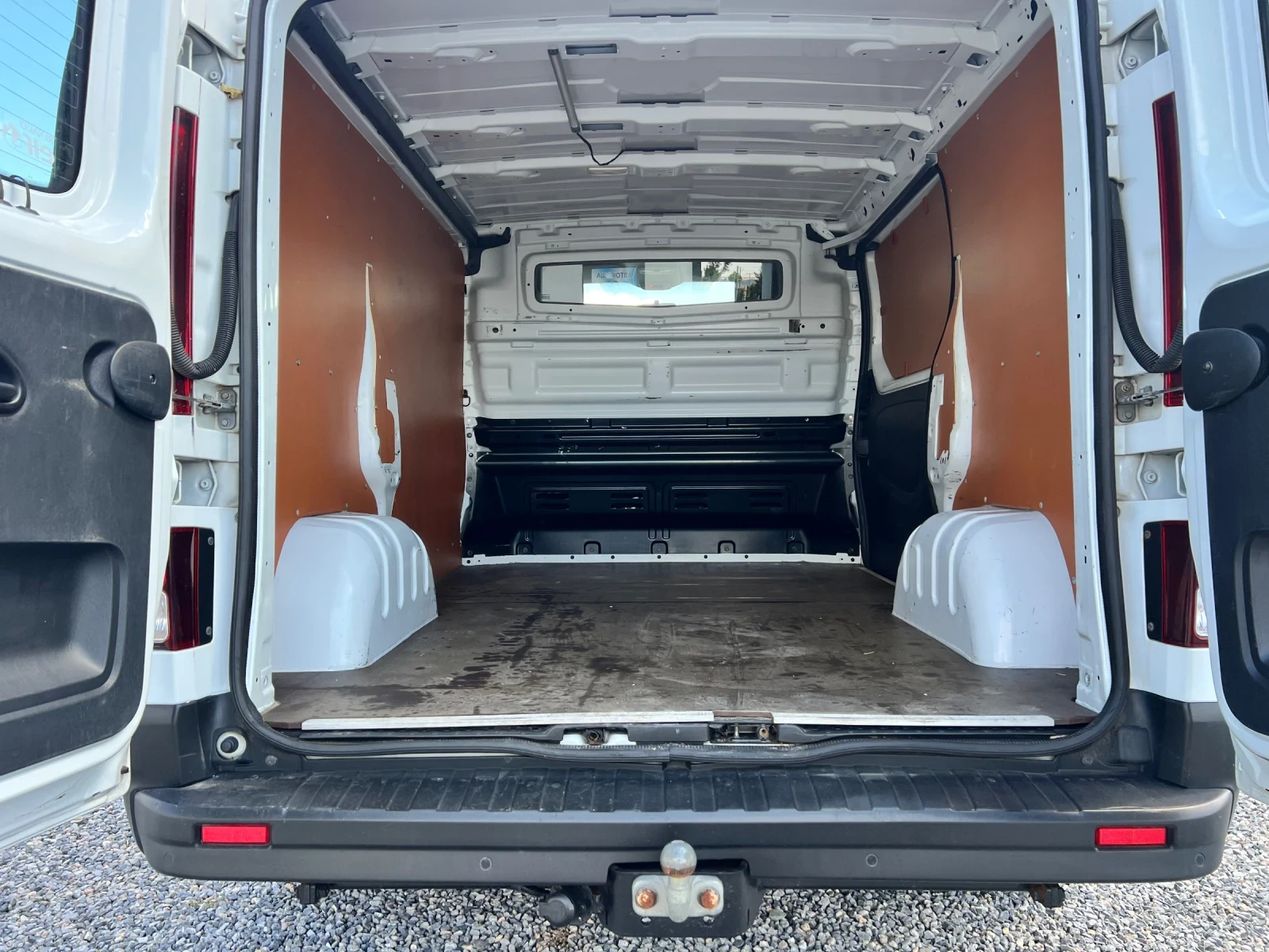 Renault Trafic, снимка 15 - Бусове и автобуси - 55396297