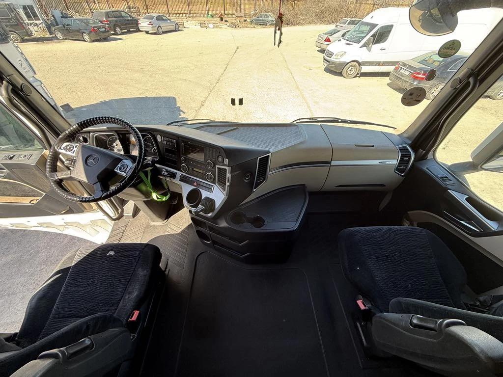 Mercedes-Benz 1842 Actros - изображение 7