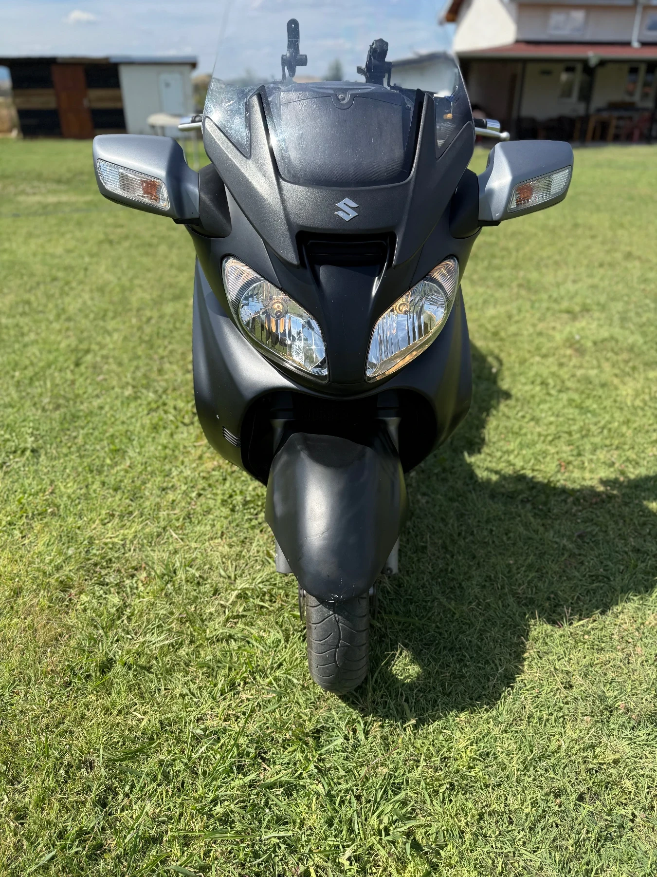 Suzuki Burgman 650 executive ABS - изображение 3