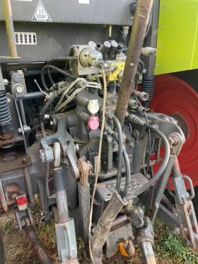 Трактор Claas Ares 697 ATZ, снимка 6