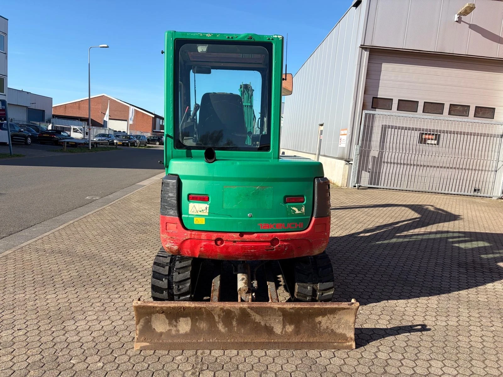 Багер Takeuchi TB235, снимка 3 - Индустриална техника - 54324784