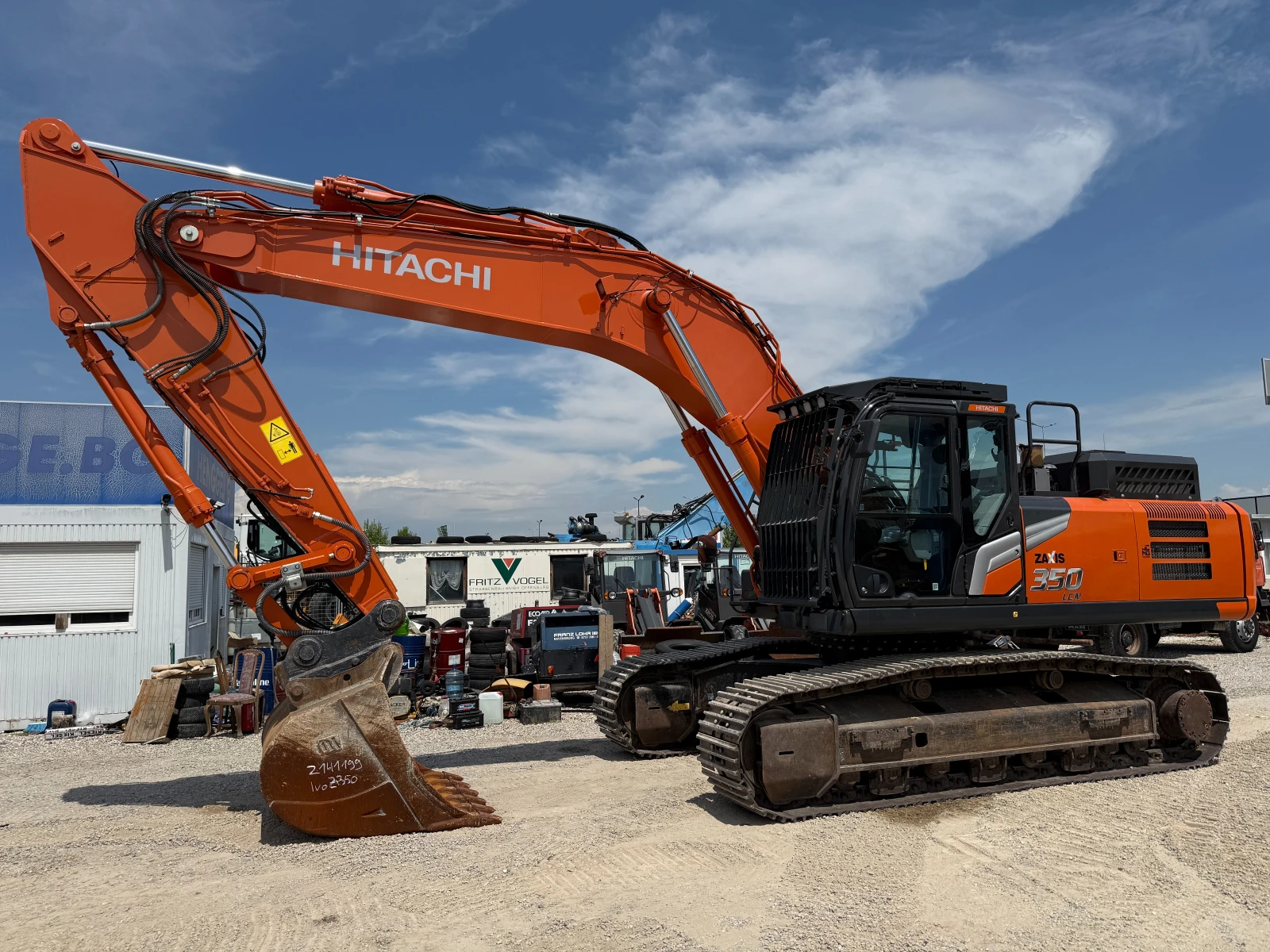 Багер Hitachi ZX 350 LC-7, снимка 6 - Индустриална техника - 54563990