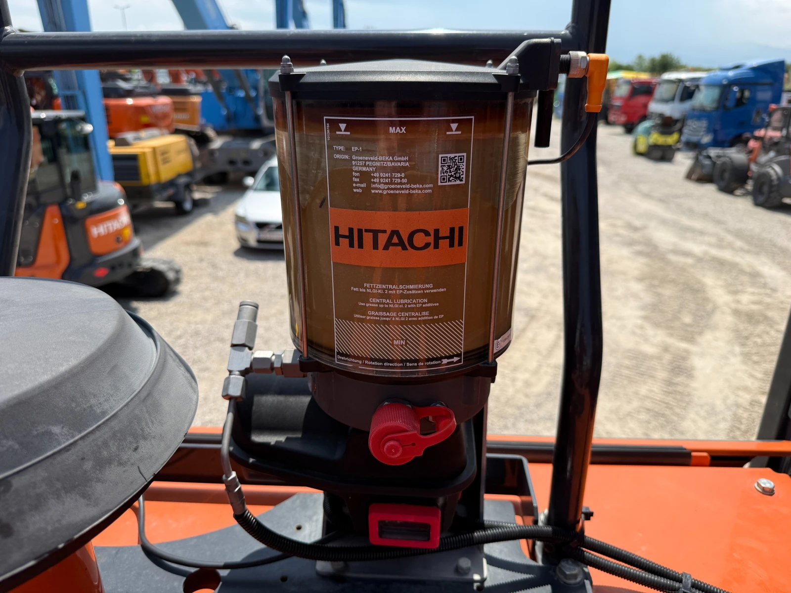 Багер Hitachi ZX 350 LC-7, снимка 10 - Индустриална техника - 54563990