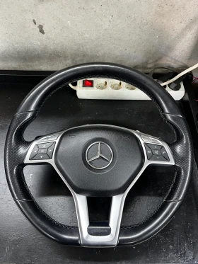 АМГ волан с вибрация за мерцедес 212,218,204, снимка 1