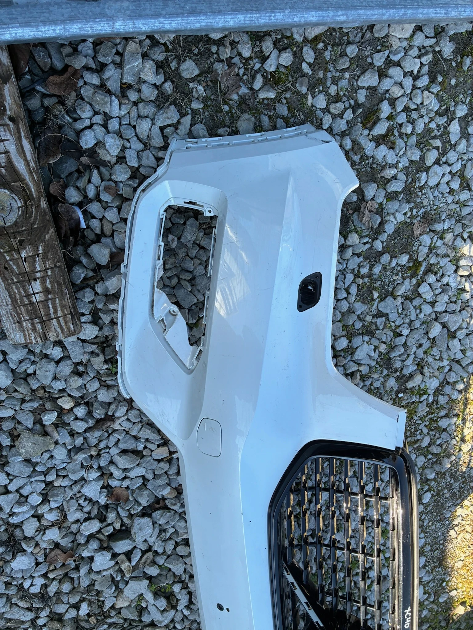 ������ ����� � ������� Volvo XC40. ����� �� 40. 17-23�. ����������. | Mobile.bg � ����������� 3