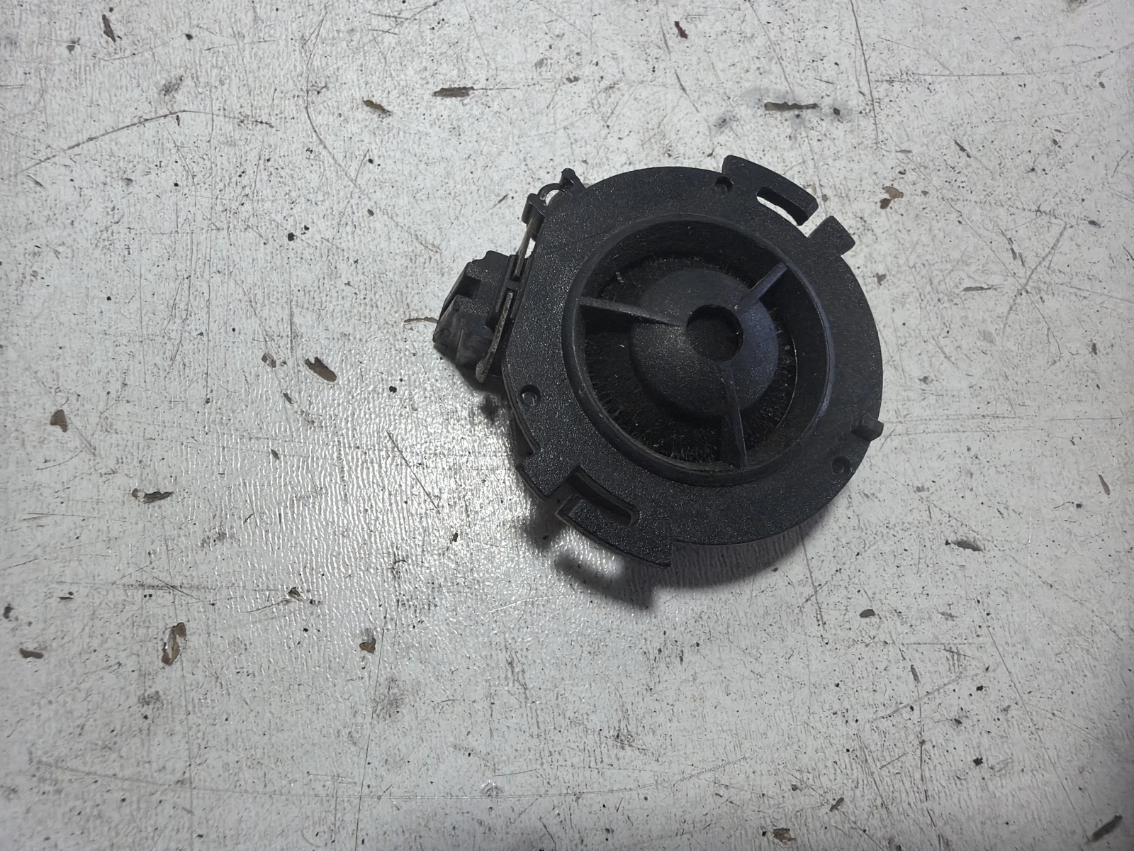 пищялка тонколона 8T0035399 Audi A4