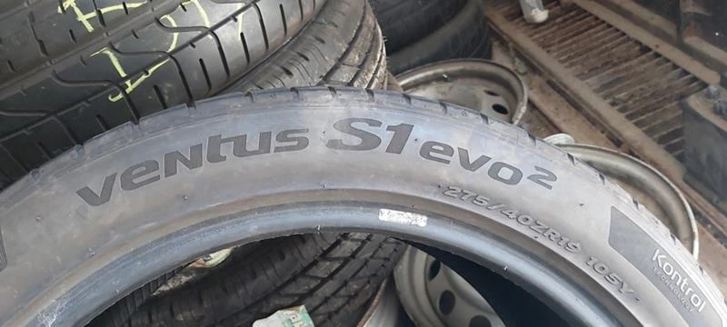 Гуми Летни 275/40R19, снимка 7 - Гуми и джанти - 33539377