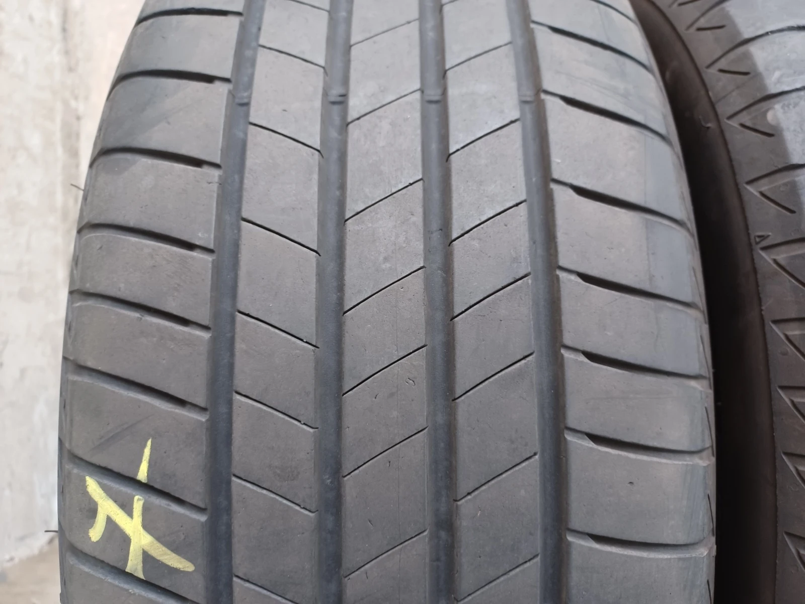  235/55R17 | Mobile.bg   4