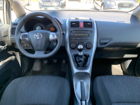 Toyota Auris 1.3 VVT-I FACE, снимка 9 - Автомобили и джипове - 43502836
