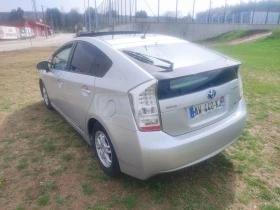 Toyota Prius Хобрид, снимка 9