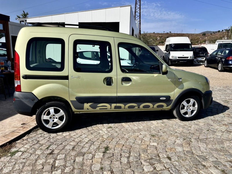 Renault Kangoo 1.5, снимка 6 - Автомобили и джипове - 44055557