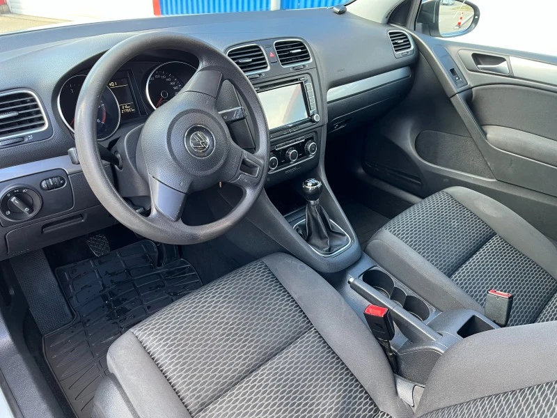 VW Golf 2.0TDI, снимка 7 - Автомобили и джипове - 47519880