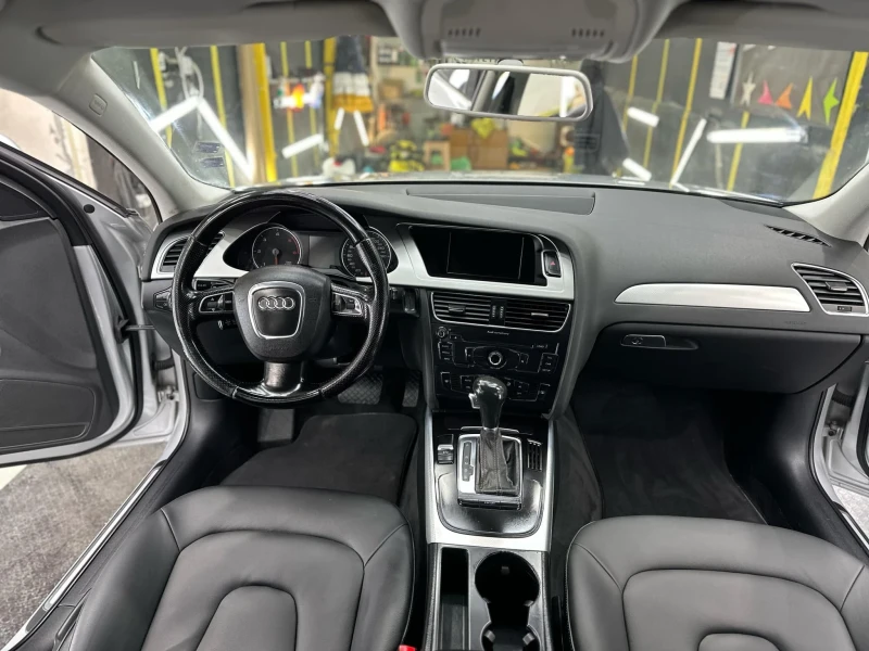 Audi A4 2.0 TDI, снимка 9 - Автомобили и джипове - 48773326