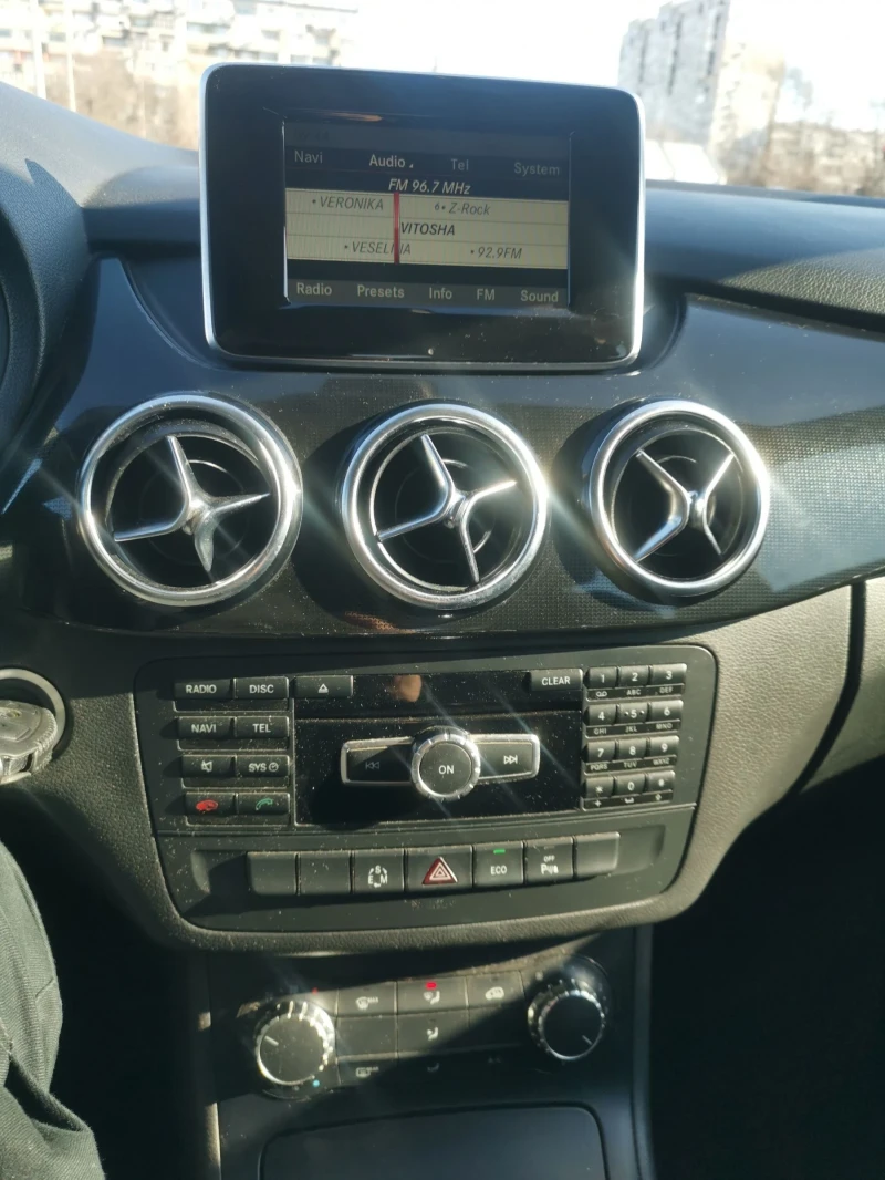 Mercedes-Benz B 180, снимка 11 - Автомобили и джипове - 49220243