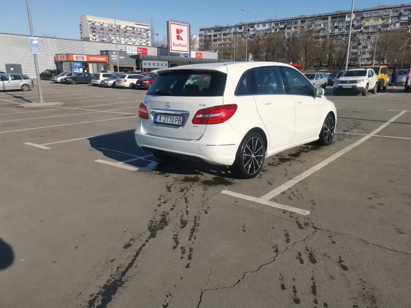 Mercedes-Benz B 180, снимка 4 - Автомобили и джипове - 49220243