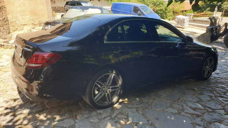 Mercedes-Benz E 220 E220, снимка 5 - Автомобили и джипове - 50975628