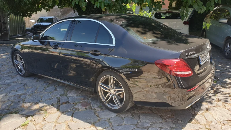 Mercedes-Benz E 220 E220, снимка 4 - Автомобили и джипове - 50975628