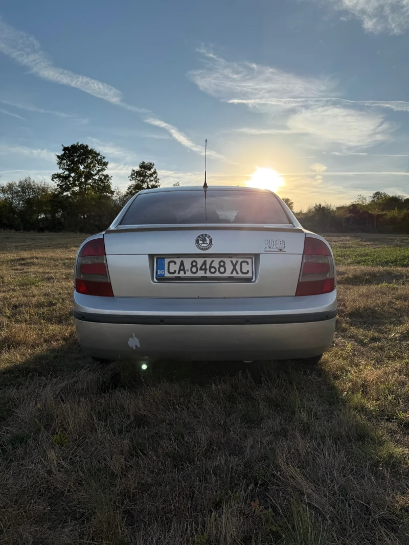 Skoda Superb 2.0tdi BSS, снимка 5 - Автомобили и джипове - 52770987