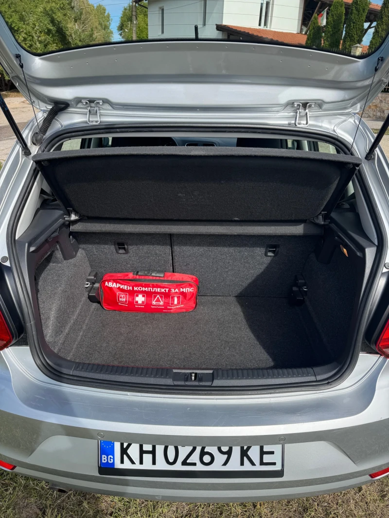 VW Polo, снимка 6 - Автомобили и джипове - 52588237