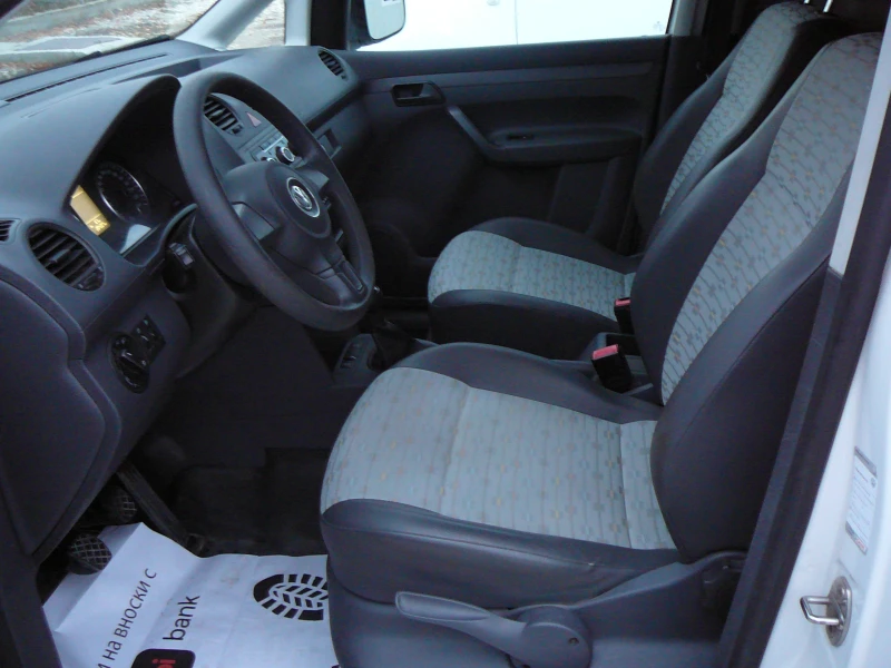 VW Caddy 1.6 tdi MAXI, снимка 12 - Автомобили и джипове - 52135286