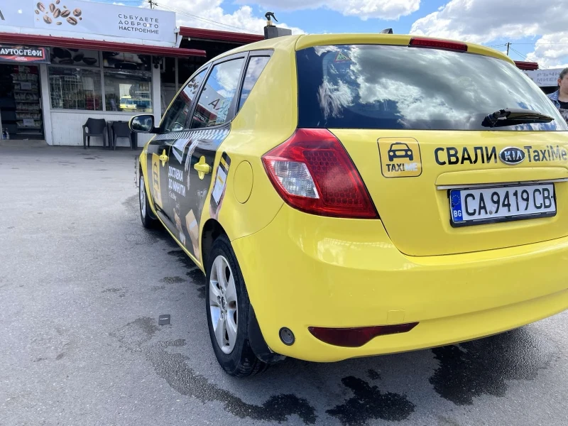 Kia Ceed 1.4 може да работи до ЮНИ, снимка 4 - Автомобили и джипове - 52704096
