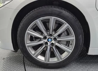 BMW 530E * ОБДУХВАНЕ * ДИСТРОНИК * HEAD UP * , снимка 10 - Автомобили и джипове - 55352996