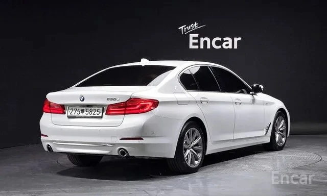BMW 530E * ОБДУХВАНЕ * ДИСТРОНИК * HEAD UP * , снимка 3 - Автомобили и джипове - 55352996