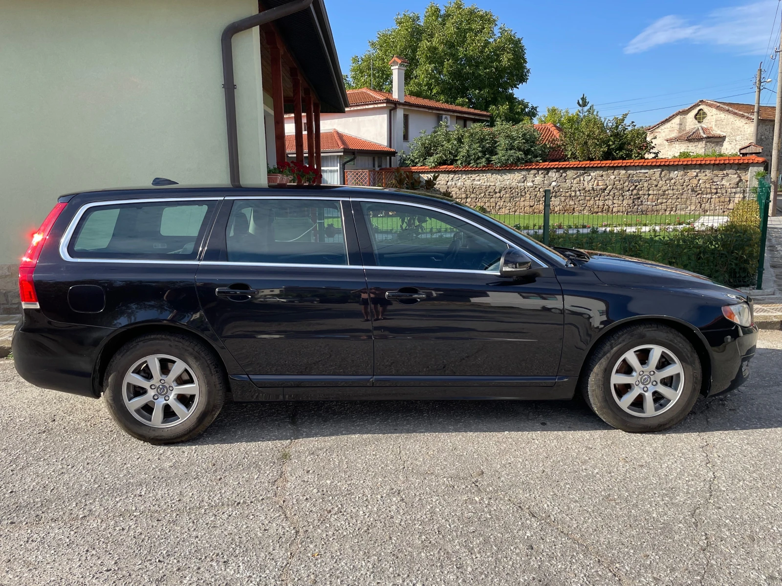 Volvo V70 2.0 D3 Facelift - изображение 2