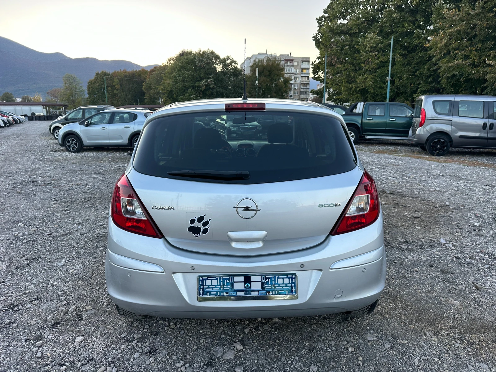 Opel Corsa 1.2i 86kc AUTOMAT 4ЦИЛИНДРИ - изображение 4