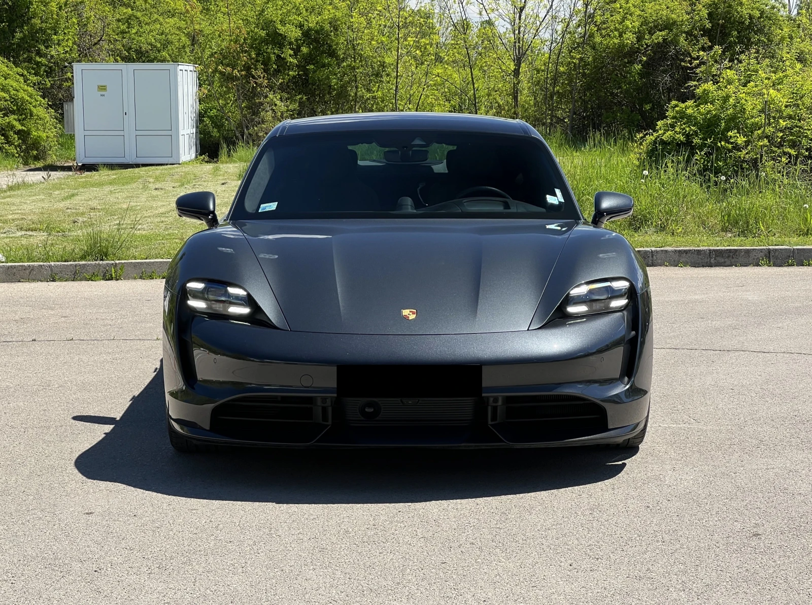 Porsche Taycan TURBO S/CERAMIC/CARBON/BOSE/PANO/MATRIX/HEAD UP/21 - изображение 2