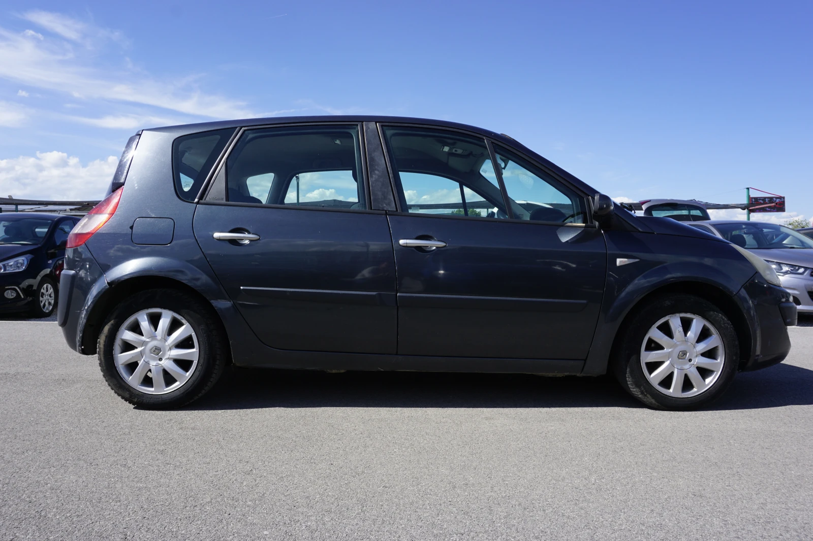 Renault Scenic  - изображение 7