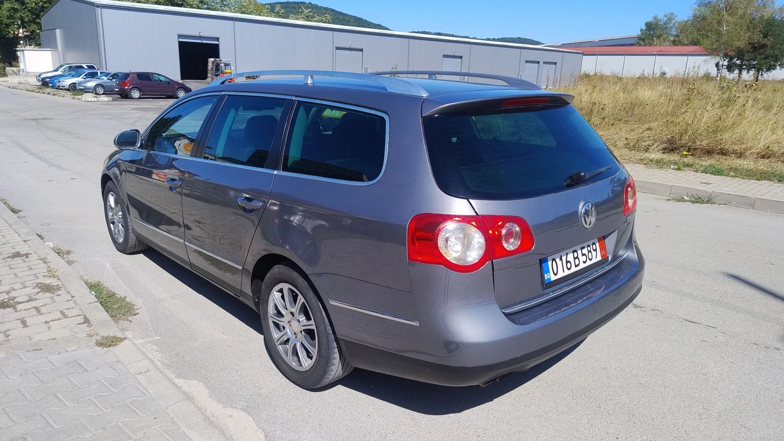 VW Passat 2.0 TDi 4 Motion 4x4 * ТОП СЪСТОЯНИЕ*  - изображение 4
