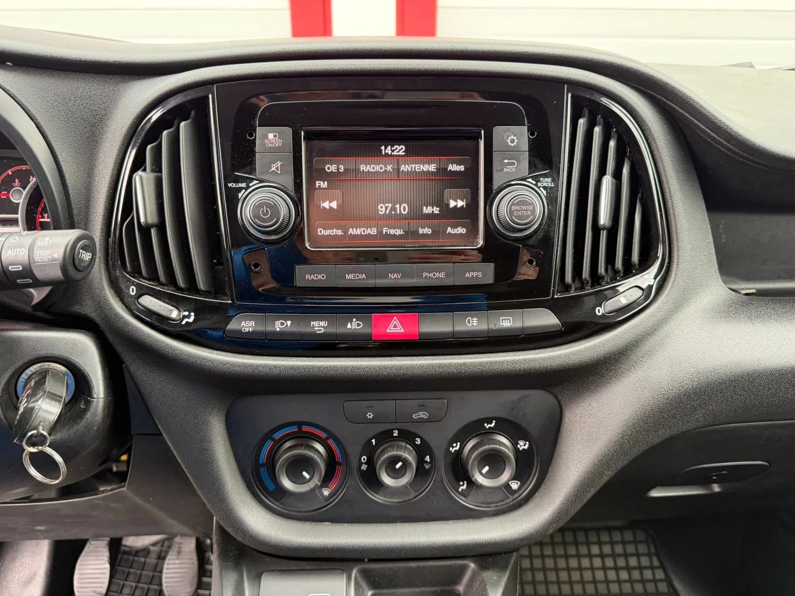 Fiat Doblo 1.6D M-JET PROFESSIONAL MAXI 6-SPEED 76 000KM!!! | Mobile.bg � ����������� 16