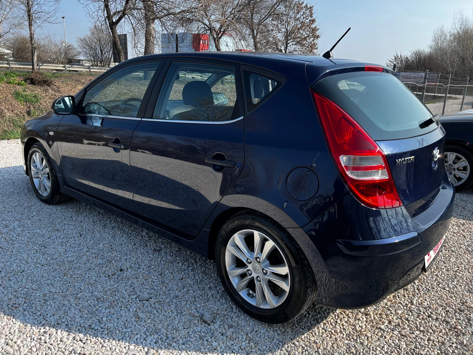 Hyundai I30 1.4i 140000km!!! SWISS, снимка 5 - Автомобили и джипове - 53743459
